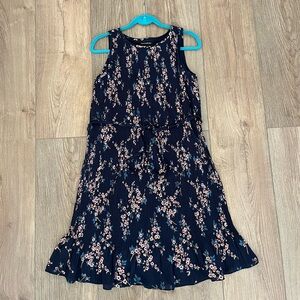 Banana Republic Flowy Loose Pleated Floral Dress